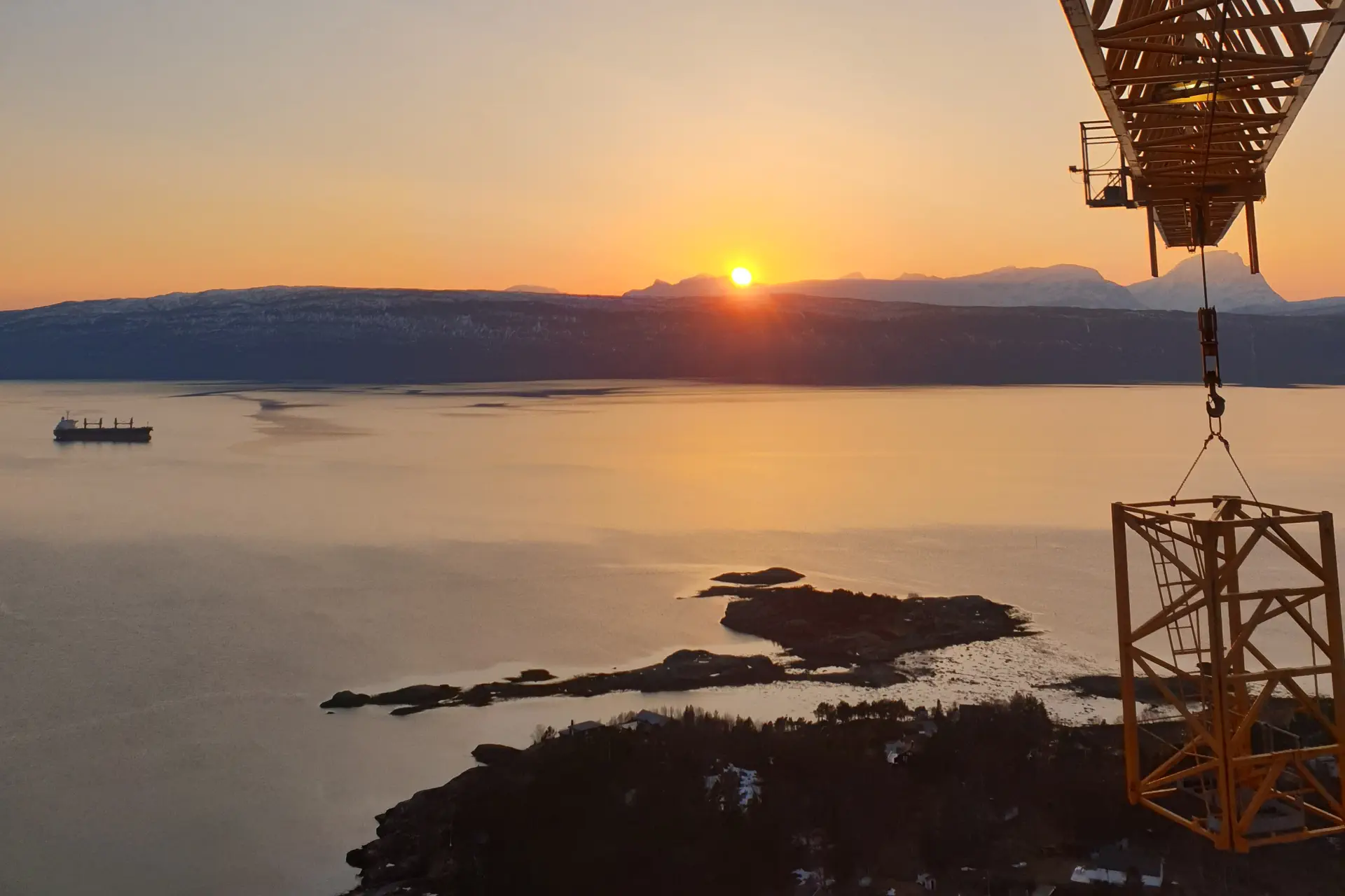 halogalandsbrua_2019-0425_204728_3x2